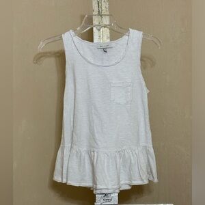 ERI + ALI SLEEVELESS TOP WITH POCKET AND RUFFLE BOTTOM SZ XS